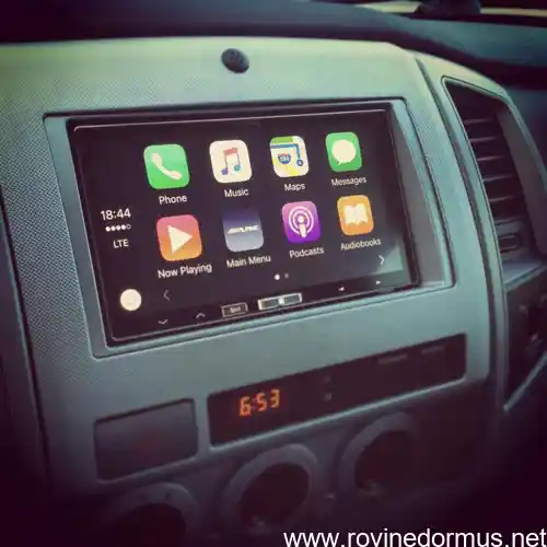 how to install apple carplay in toyota prius 2012